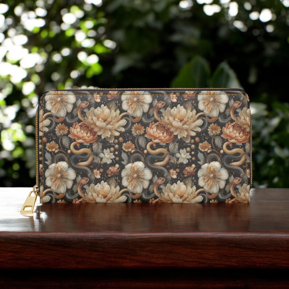 Snake Wallet, Dark Academia Wallet Goblincore Zip Up Wallet Dark Cottagecore Gift for Witchy Lovers Vegan Leather Wallet Women Travel Floral