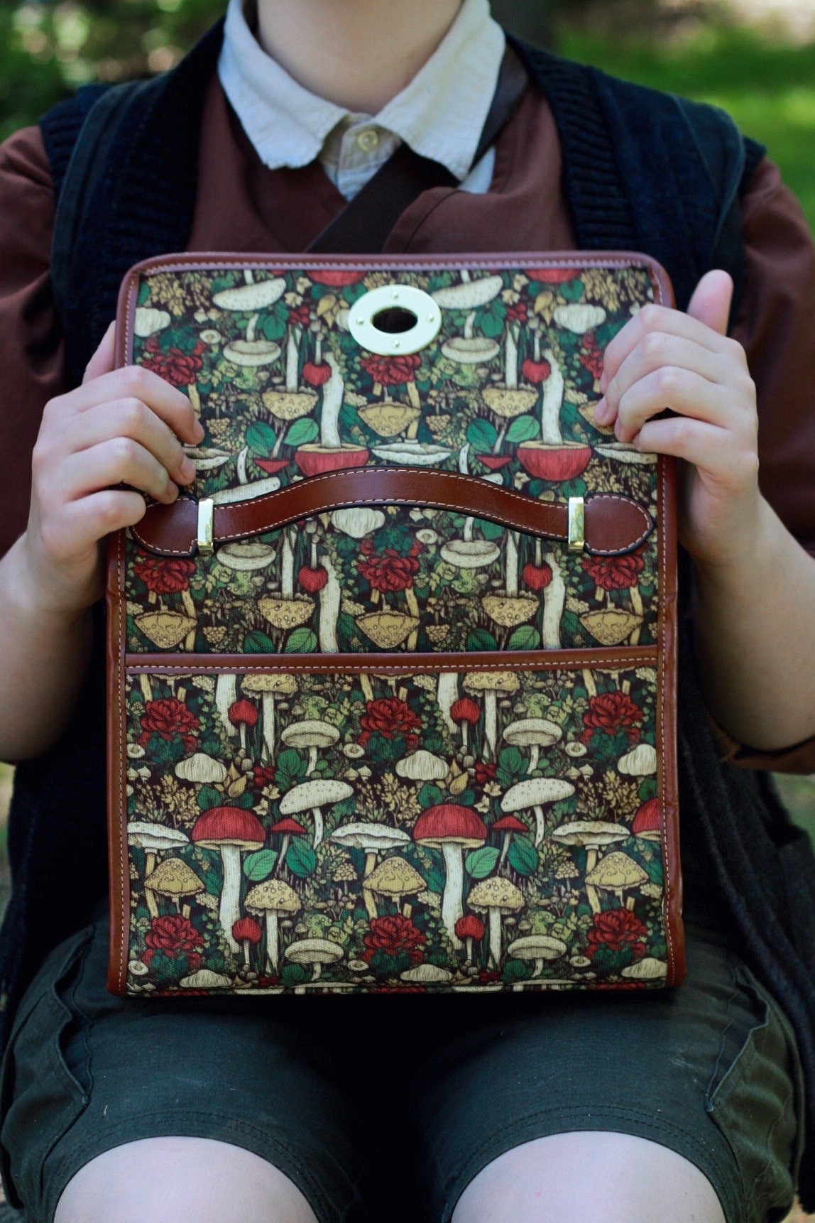Toadstool Satchel