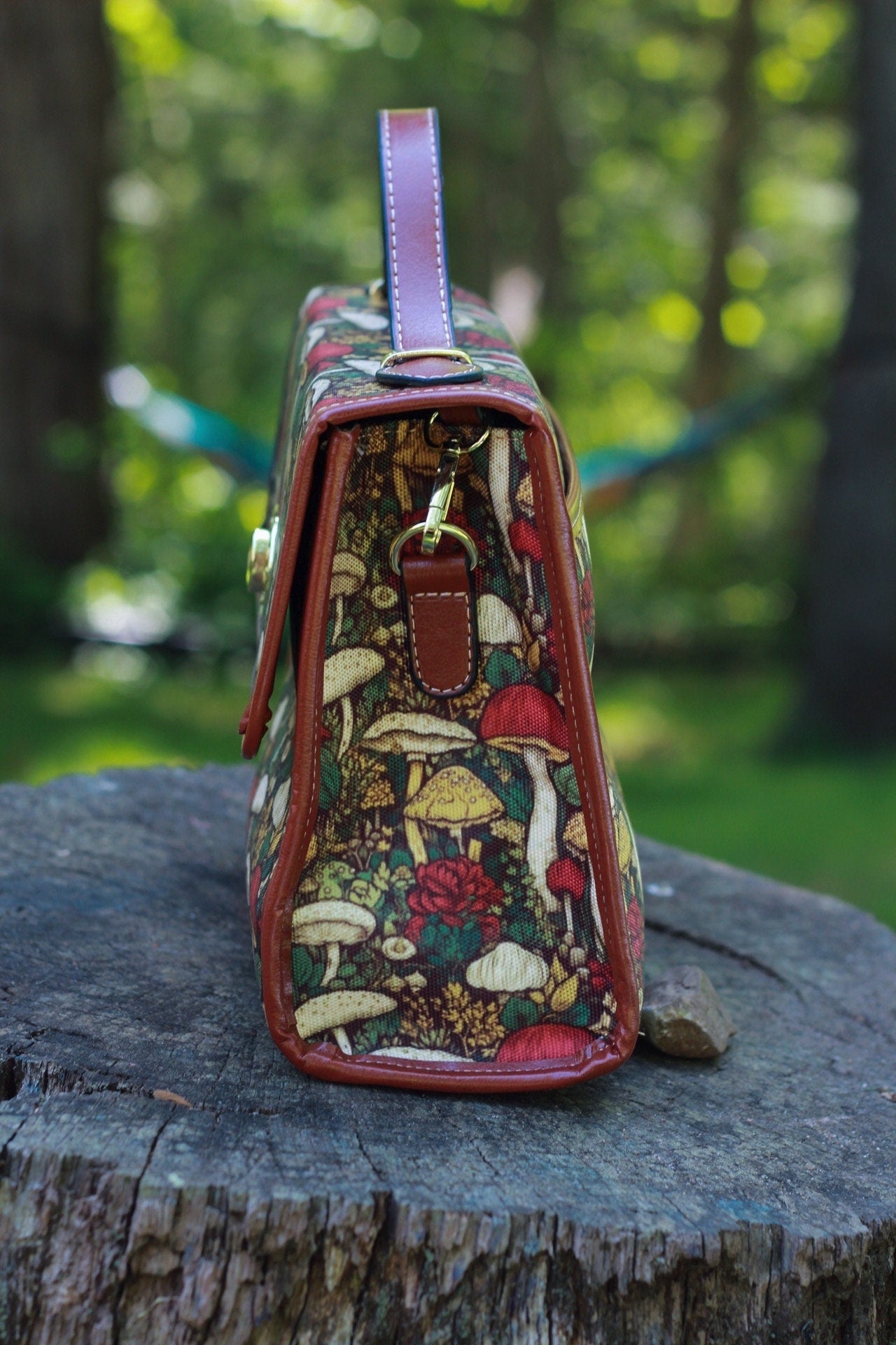 Toadstool Satchel