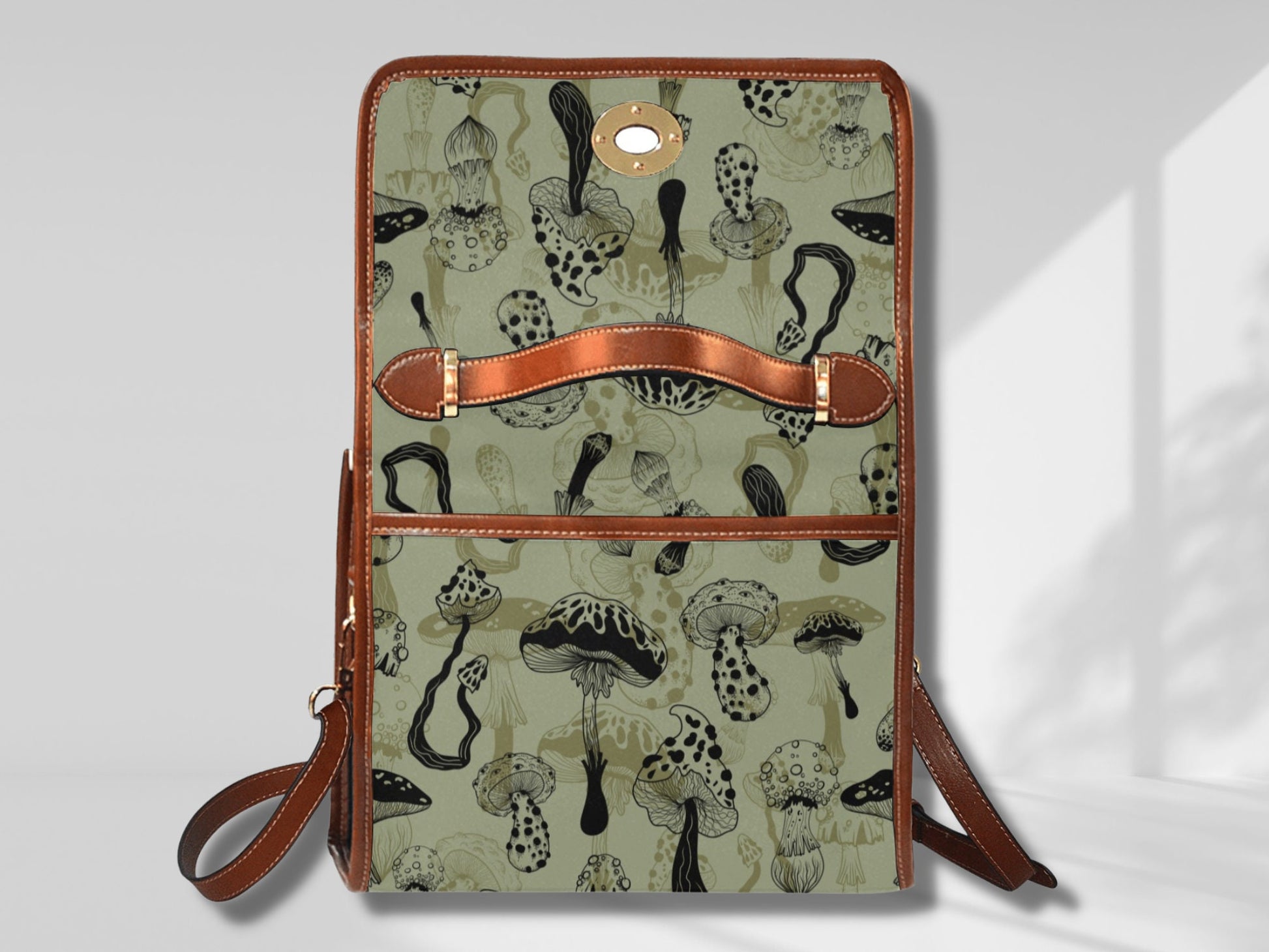 Mushroom Goblincore Bag Crossbody Bag Dark Cottagecore Purse Hand Bag Gift for Witchy Lovers Weekender Bag Women Weekend Bag Dark Academia