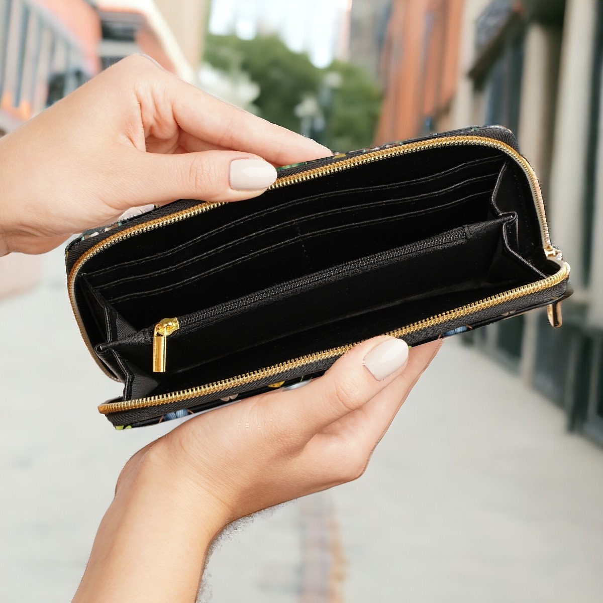 Insect Wallet Dark Academia Wallet Goblincore Zip Up Wallet Dark Cottagecore Gift for Witchy Lovers Vegan Leather Wallet Women Travel Wallet