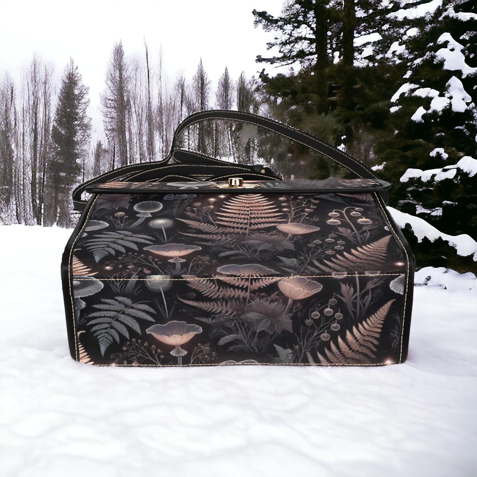 Small Crossbody Bag, Cross Body Bag, Cottagecore Satchel Bag, Boho Gift, Cute Women Cross Body Purse, Vintage Floral Print, Cottage Core