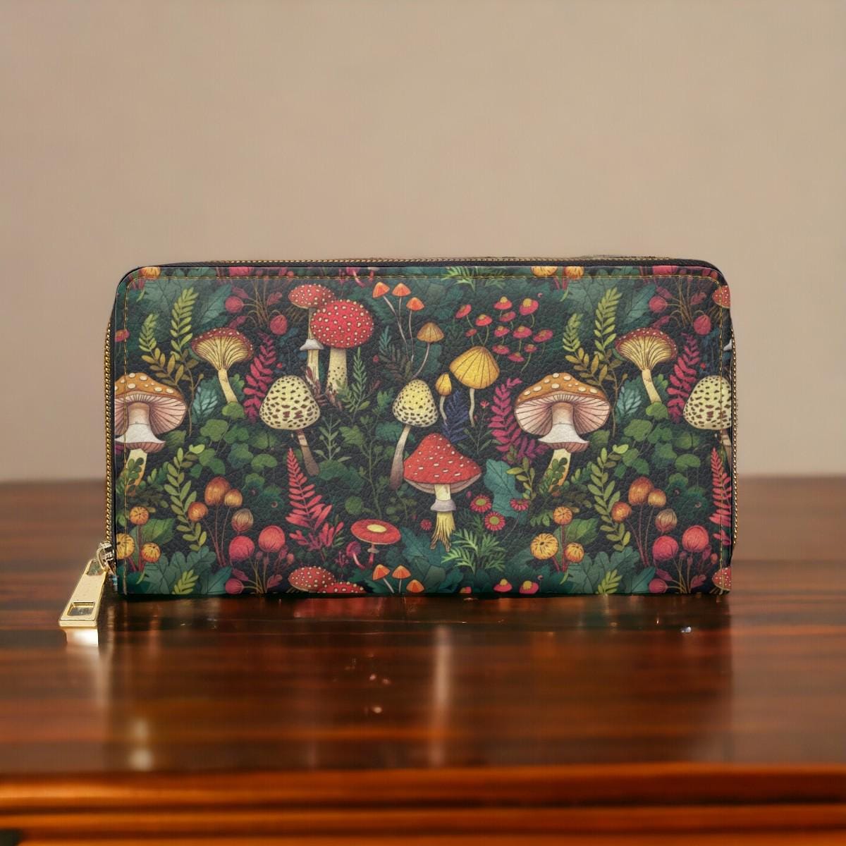 Mushrooms, Dark Academia Wallet Goblincore Zip Up Wallet Dark Cottagecore Gift for Witchy Lovers Vegan Leather Wallet Women Travel