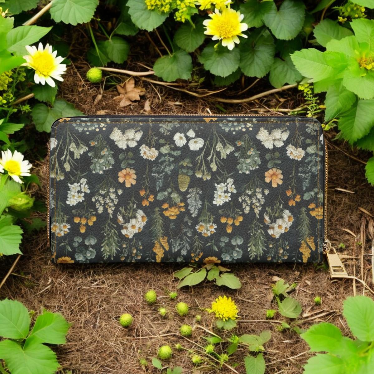 Floral Wallet, Dark Academia Wallet Goblincore Zip Up Wallet Dark Cottagecore Gift for Witchy Lovers Vegan Leather Wallet Women Travel